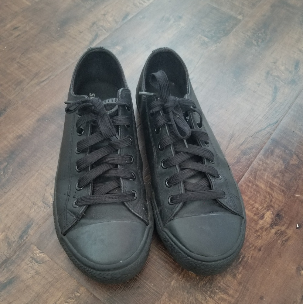 Sketchers Gibson women work shoes size 8